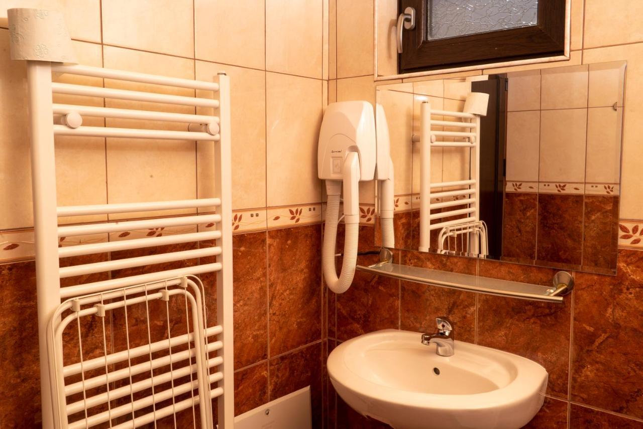 Villa Почивна Станция Сомат à Dospat Extérieur photo